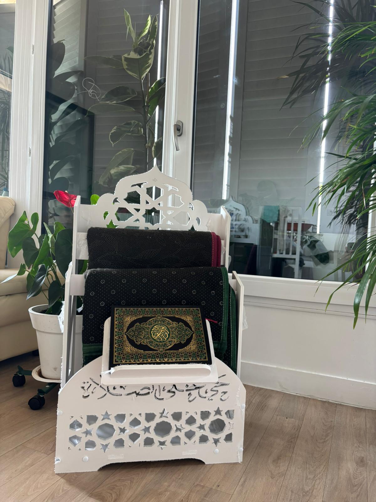 Support de rangement  élégant pour coin prière